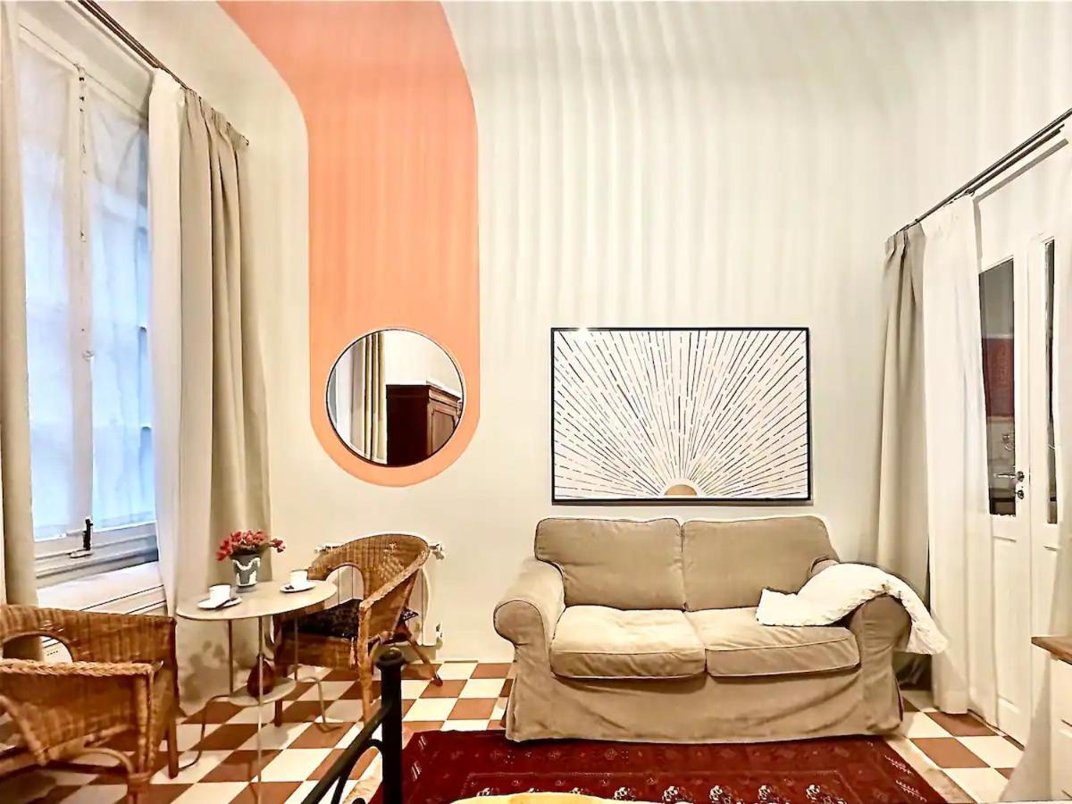 Raffaelli Rooms Travel Florence Close San Frediano Εξωτερικό φωτογραφία