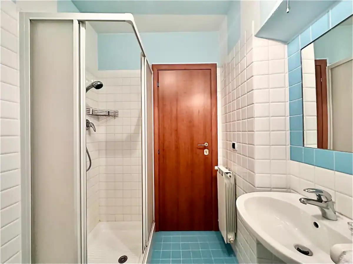 Raffaelli Rooms Travel Florence Close San Frediano Εξωτερικό φωτογραφία